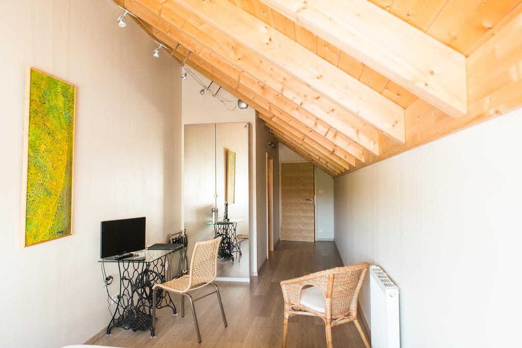 Bed and Breakfast Ame De La Terre Рюффе-лез-Эшире Номер фото
