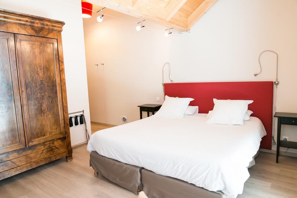 Bed and Breakfast Ame De La Terre Рюффе-лез-Эшире Номер фото