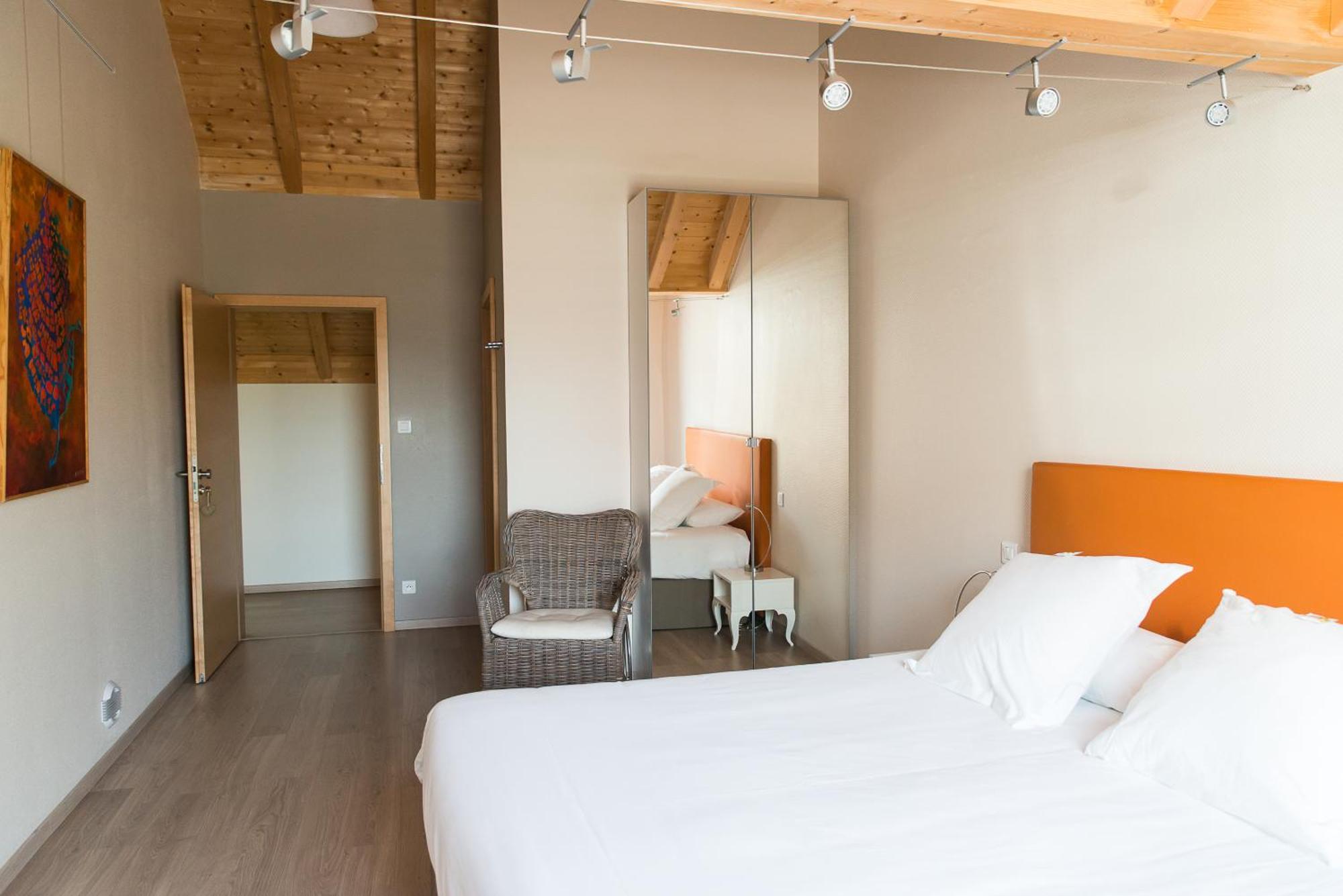 Bed and Breakfast Ame De La Terre Рюффе-лез-Эшире Номер фото